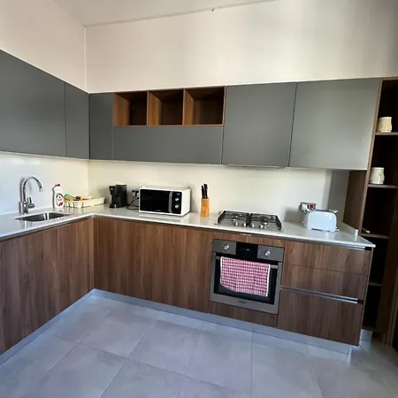Sliema Shoreside Suite Exterior photo